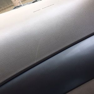 Meet your Posher, Ari